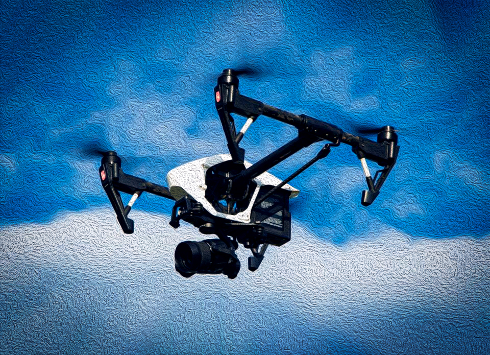 Drone a sobrevoar os céus