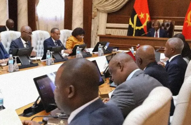 Lei das Startups: Angola Define Limite de 3,5 Milhões de Dólares