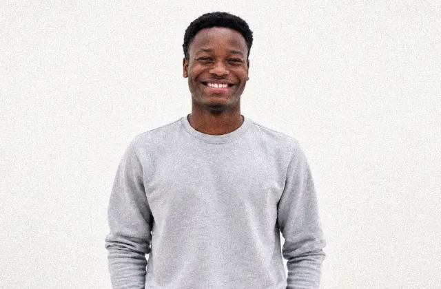 Nigeriano de 16 Anos Integra Equipa de Robótica da Apple